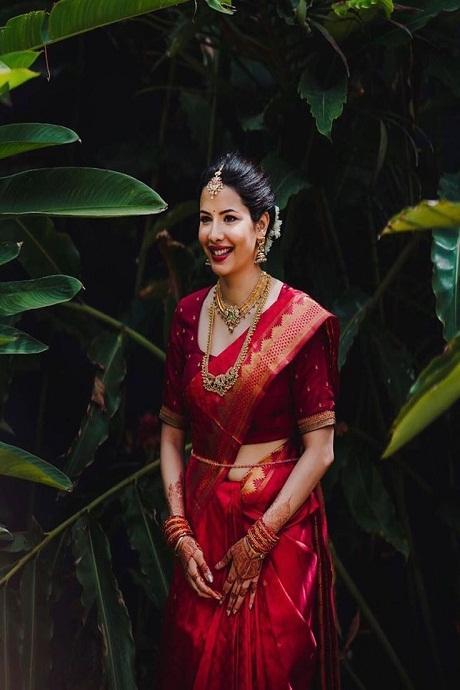 Barnabasi Maroon Color Pure Soft Silk Saree