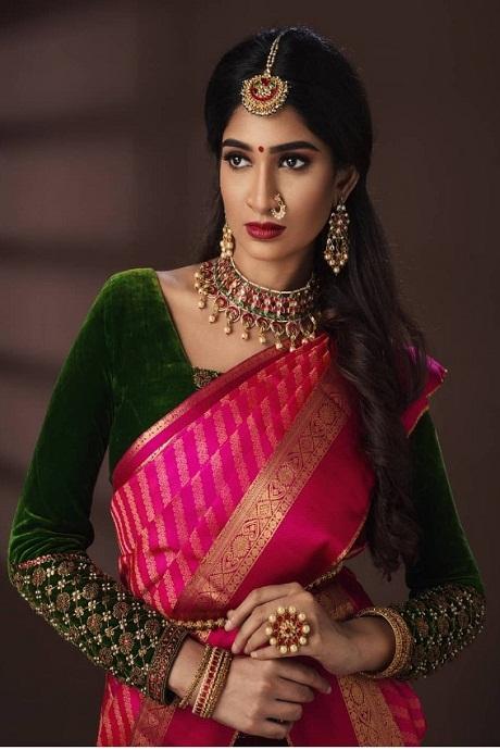 Flamboyant Pink Classic Saree