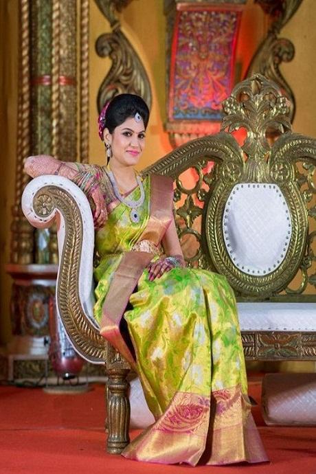Barnabasi Pure Soft Silk Perot Color Saree For Engagement
