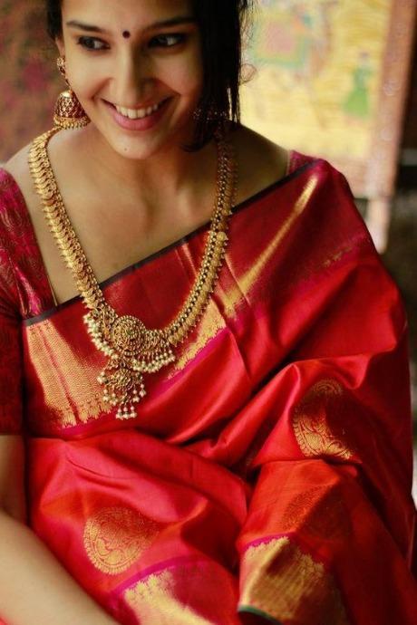 Glowing Dark Red Color Banarasi Pure  Silk Saree B227
