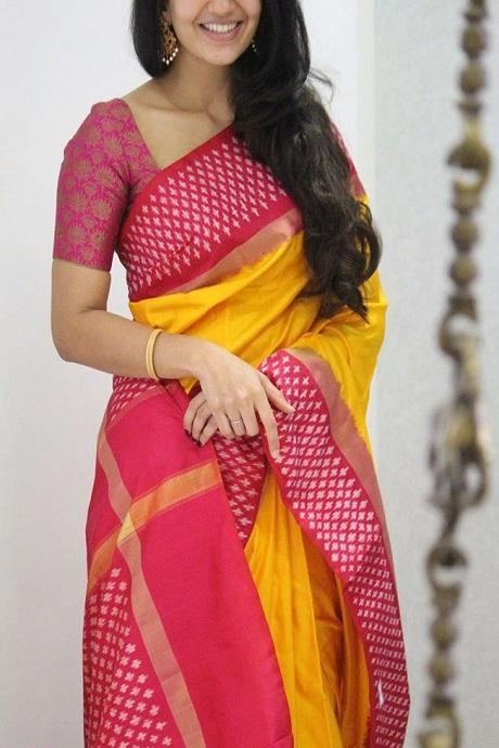LIght Yellow Red Colour Pure Soft Silk Cotton Saree B236